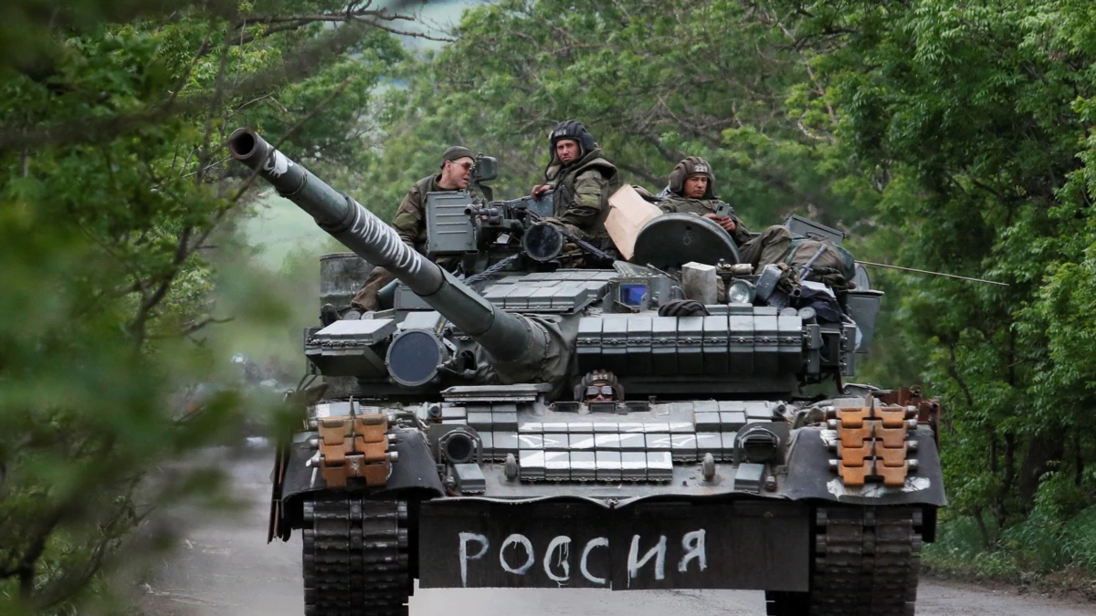 Армія Білорусі готує провокації для України, армія РФ задіяла дерев’яні танки – Генштаб ЗСУ