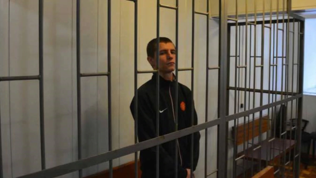 Кримського суддю звинуватили у воєнному злочині через засудження активіста Євромайдану Коломійця