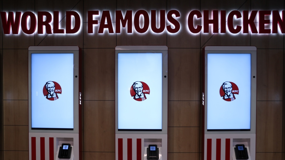 KFC остаточно закриває бренд у Росії, продає заклади місцевому партнеру