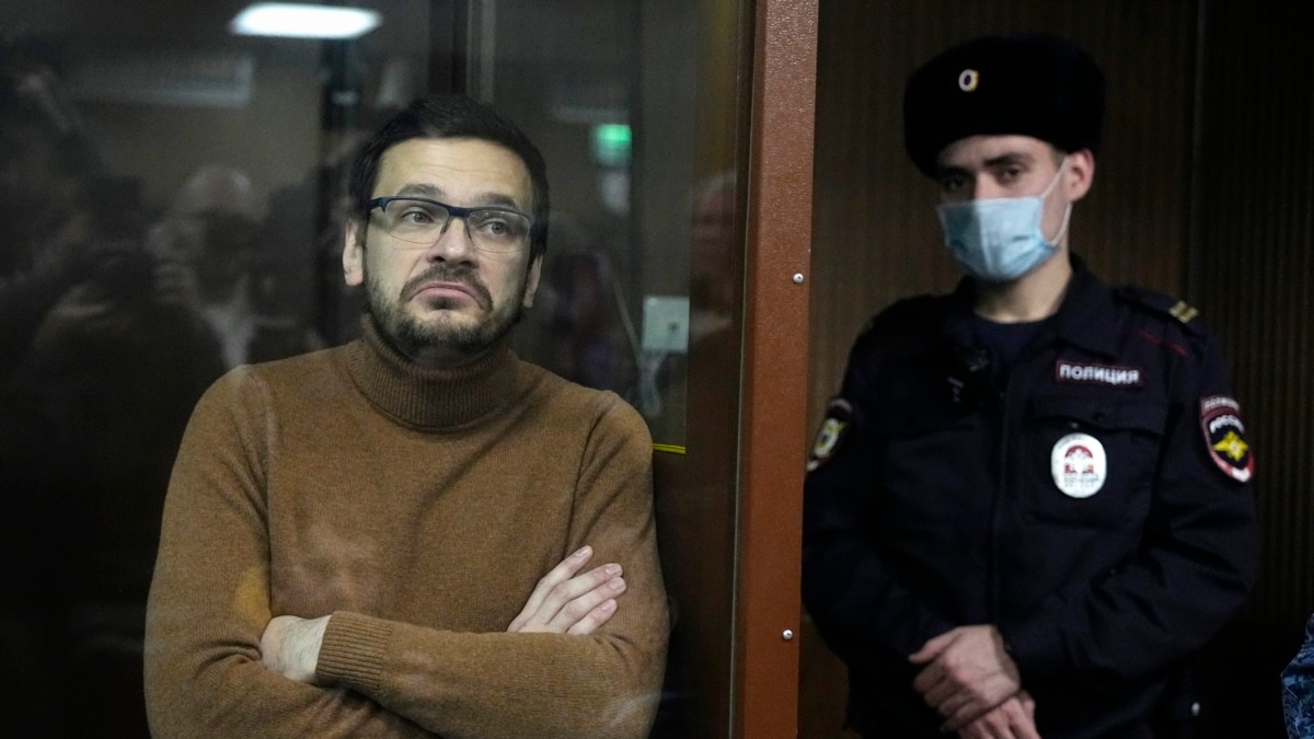 прокурори в Росії вимагають 9 років увʼязнення для політика Іллі Яшина