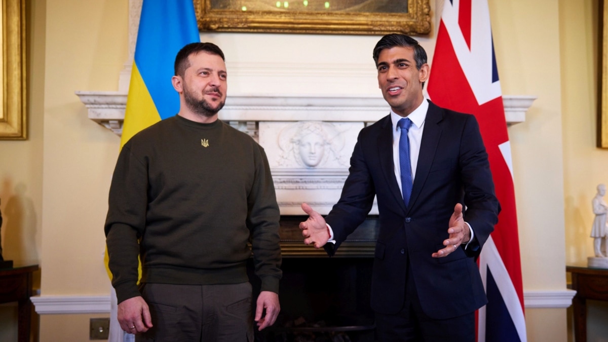 Сунак доручив міністру оборони Британії оцінити можливість надання Україні літаків – медіа
