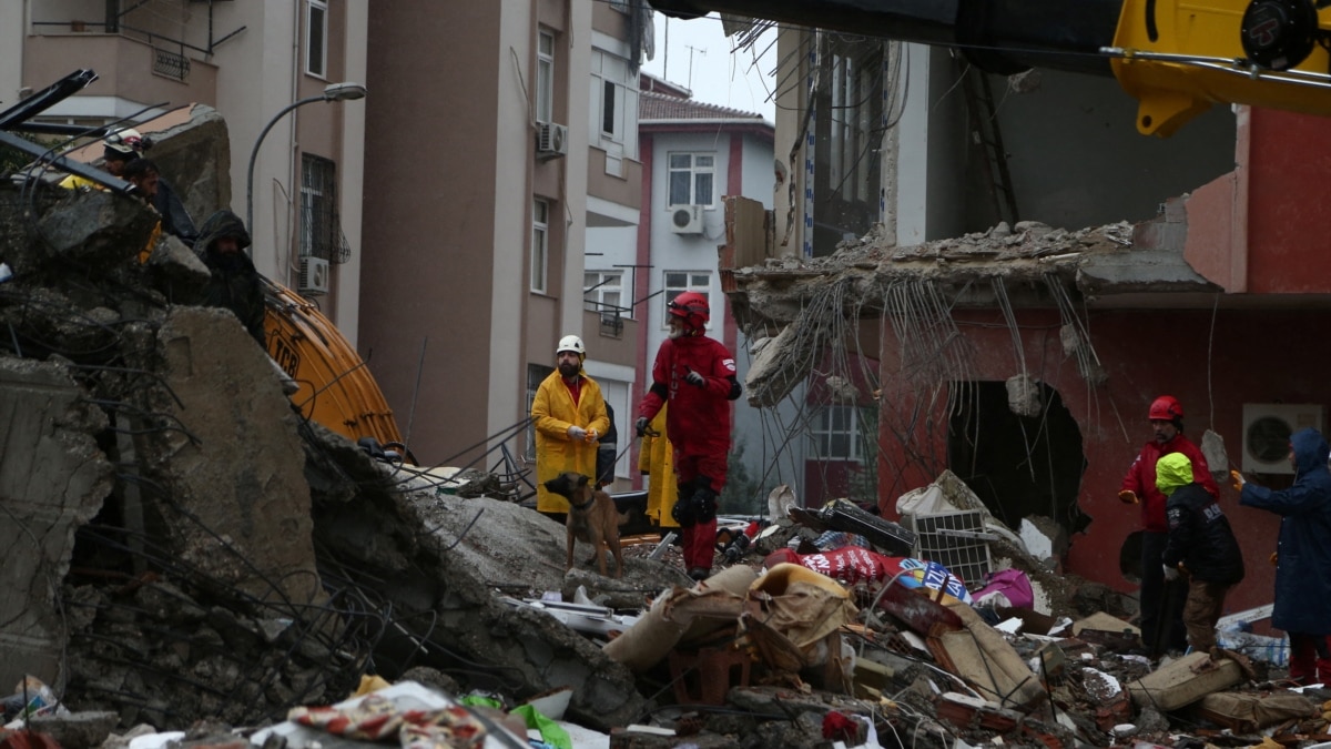 МЗС отримало 24 звернення про відсутність зв’язку із українцями в зоні землетрусу