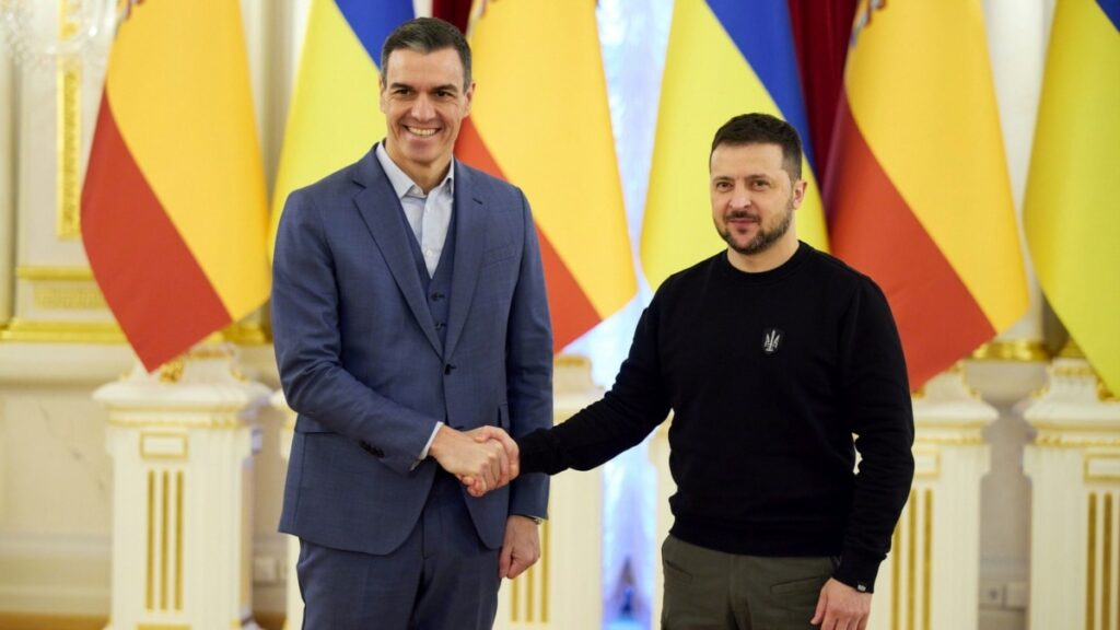 Прем’єр Іспанії на зустрічі з Сі закликав його поговорити з Зеленським