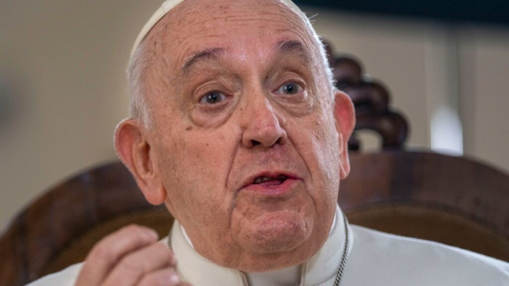 Папа Франциск вважає, що в Україні задіяні «імперські інтереси» Росії та «інших сторін»