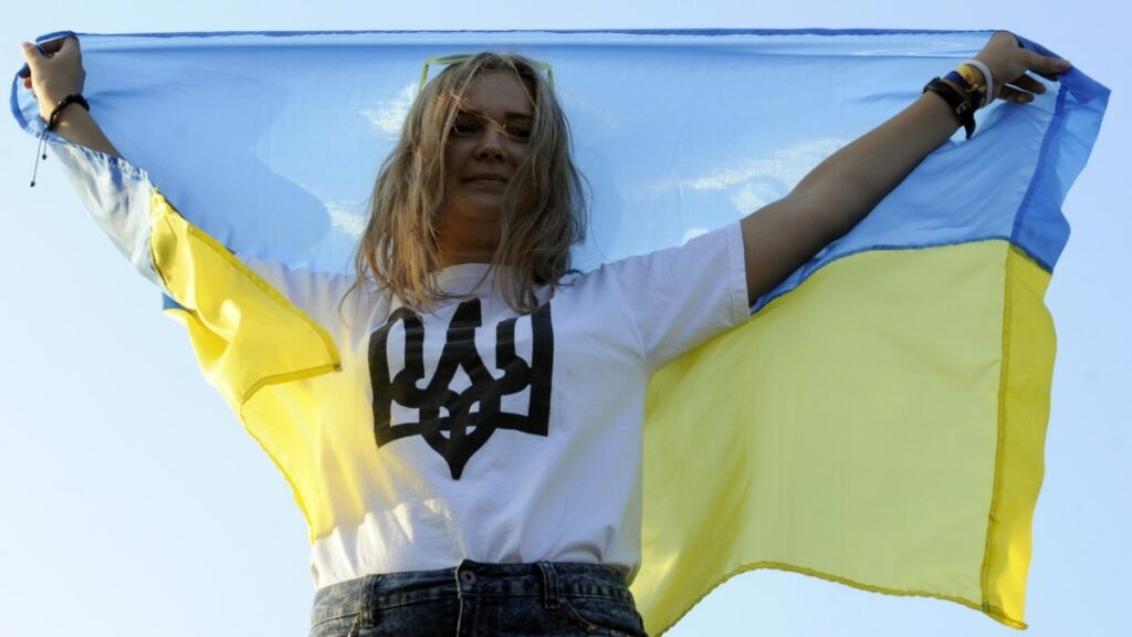 Парламент запровадив іспити з основ Конституції, історії та державної мови для набуття громадянства України
