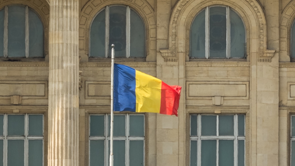 МЗС ініціює санкції проти ультраправої сенаторки парламенту Румунії через загрозу нацбезпеці України