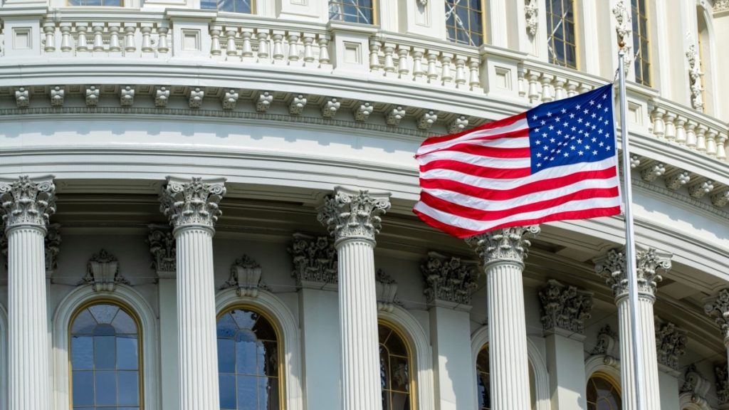 Сенат США проголосував за надання допомоги Україні