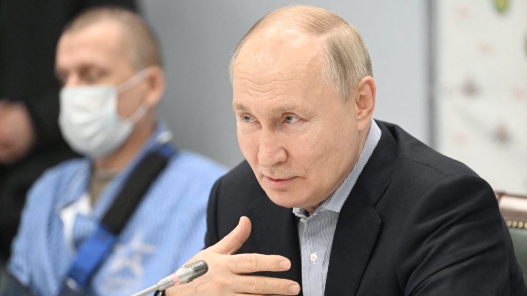 Путін не поводиться як людина, яка готова до переговорів – Білий дім