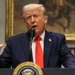 У Трампа запитали, чи розглядає він можливість зняття паузи в обміні розвідданими з Україною. Він відповів