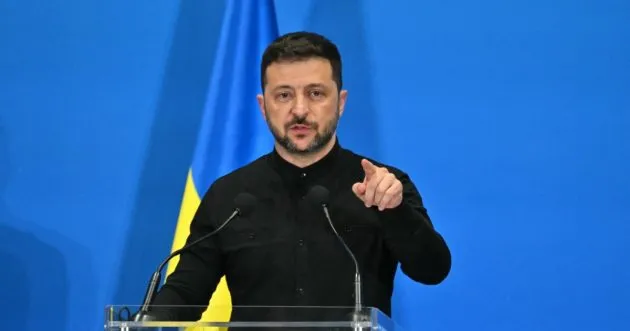 Зеленський анонсував зміни в секторах безпеки і дипломатії