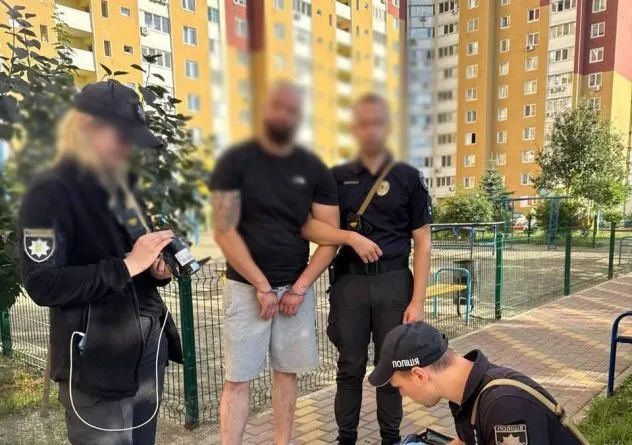 Сьогодні вранці на Подолі стріляли: що сталося
