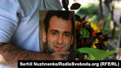 Журналисты и близкие почтили память Георгия Гонгадзе в 25-ю годовщину убийства журналиста