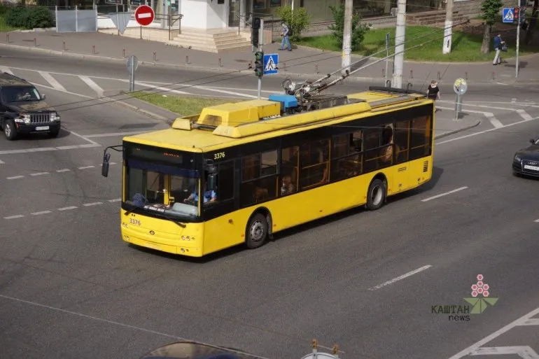Кияни просять запустити тролейбус від метро «Святошин» до «Лук’янівської»