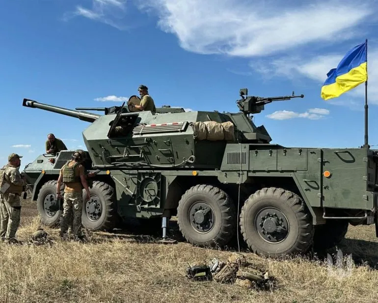 Війна за добу: знищено два літаки та гвинтокрил