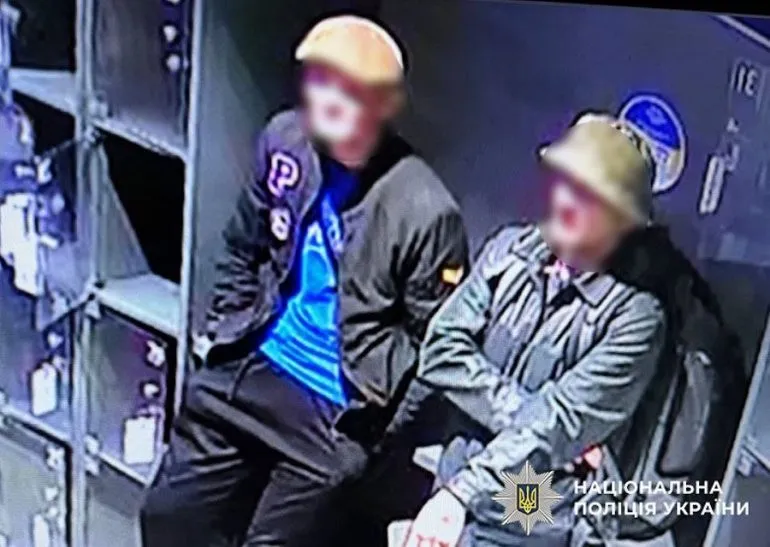 Столичний суд виніс вирок двом чоловікам, які пограбували адвоката на Лісовому масиві