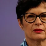 Еврокомісарка каже про «позитивні сигнали» з Угорщини щодо членства України в ЄС